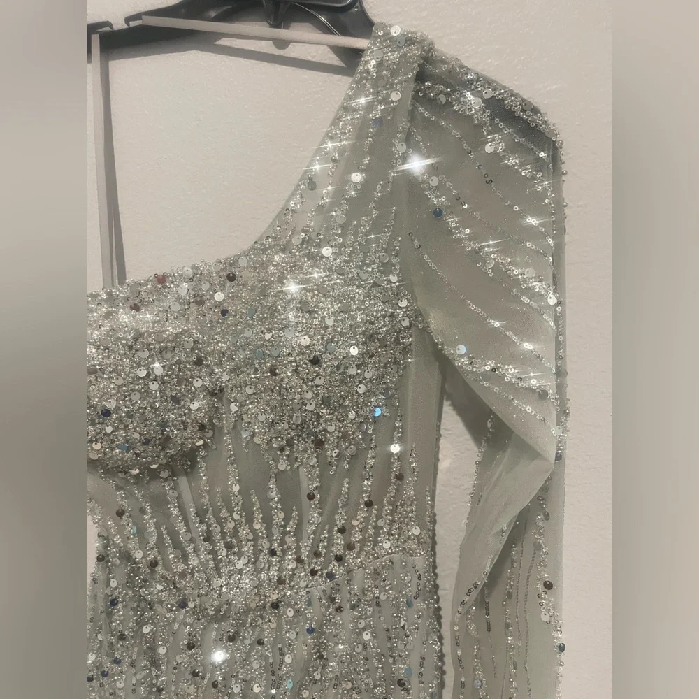 Gianni Binni Gorgeous One Shoulder Sequin Jewel elegant Gown